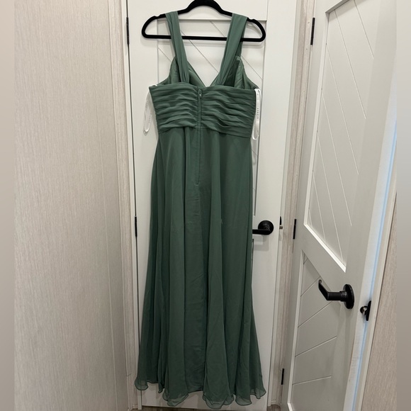Azazie Kaitlynn Bridesmaid Dress - Picture 2 of 4
